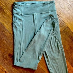 Green Athleta leggings
